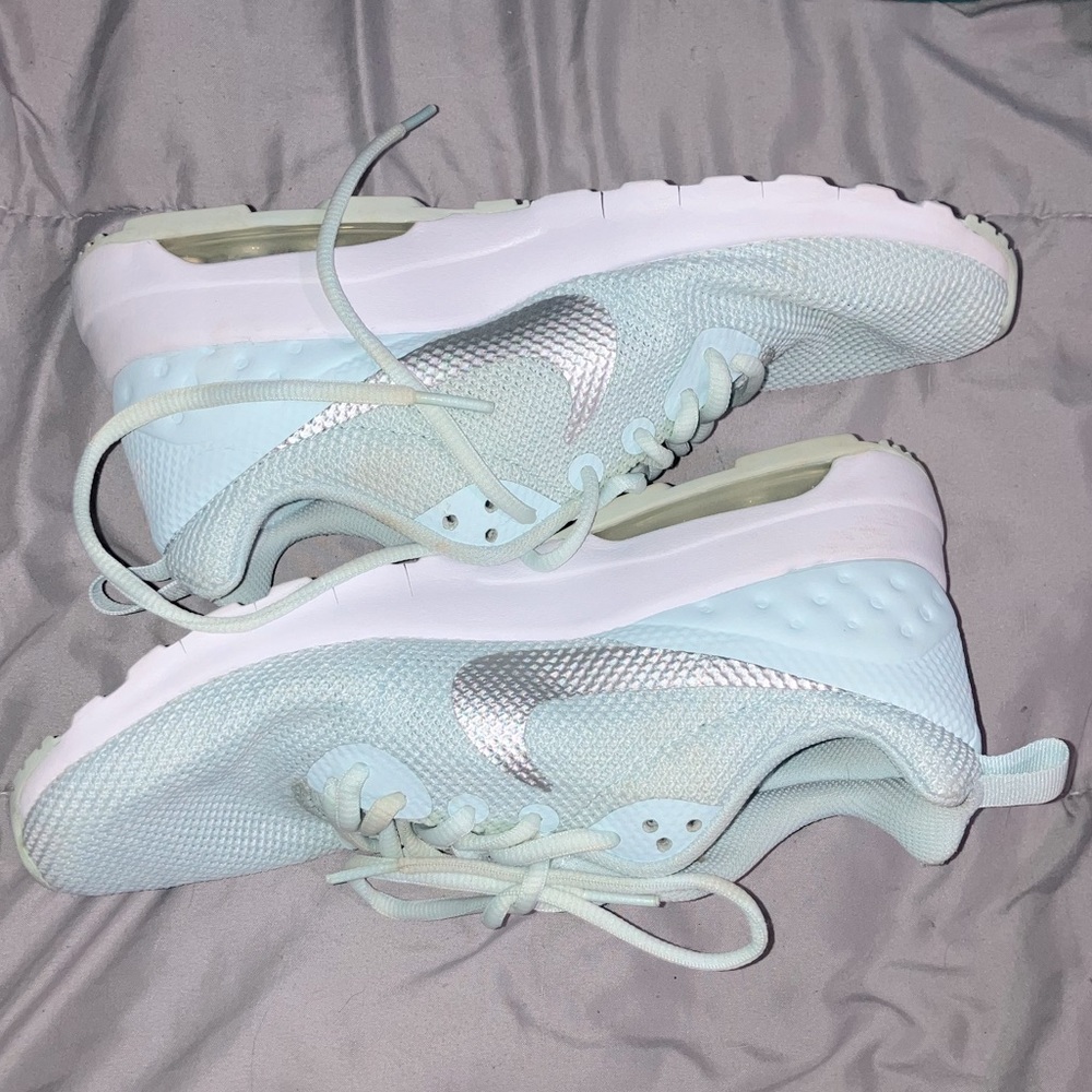 Nike Air - size 8 1/2